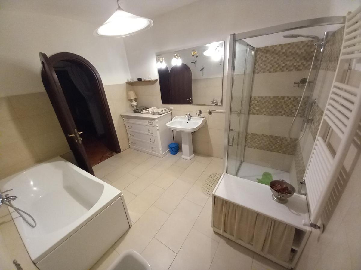 Casa Lalla 利沃诺 外观 照片